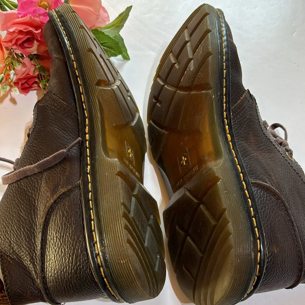 Doc MARTENS Chukka boots SUSSEX Size 9 BROWN 90s grunge boots 1800s men’s boots